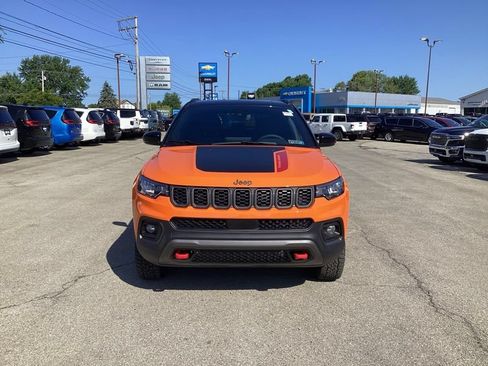 New 2026 Jeep Compass Trailhawk AWD/4WD image 2