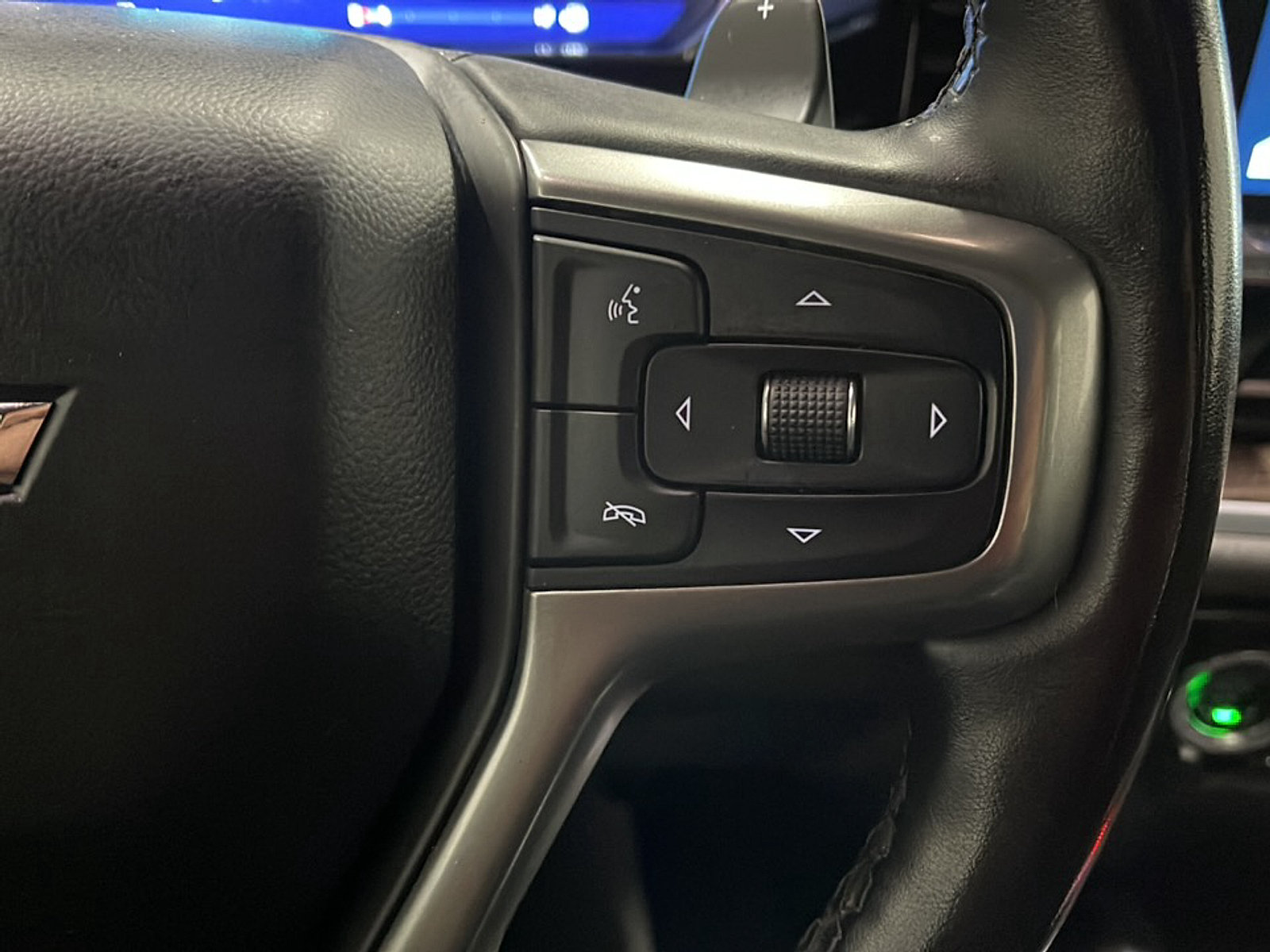 Used 2024 Chevrolet Silverado 1500 RST w/ LPO, Dark Essentials Package AWD/4WD image 7