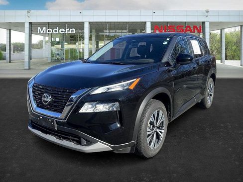 Certified 2023 Nissan Rogue SV image 1