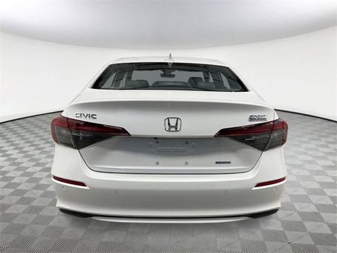 New 2025 Honda Civic Sport Touring image 4