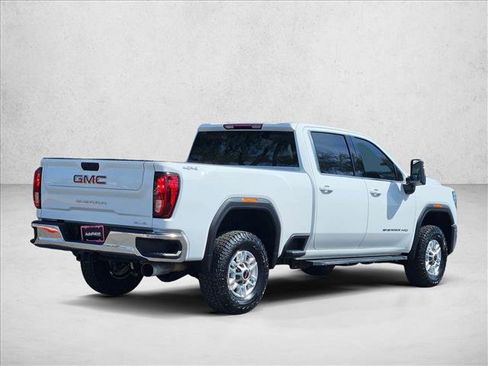 Used 2024 GMC Sierra 2500 SLE w/ SLE Convenience Package image 5