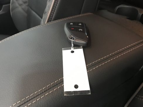 Certified 2024 GMC Canyon Denali image 25