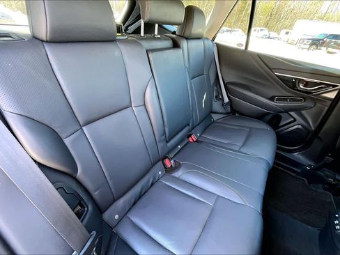 Used 2022 Subaru Outback Limited image 19
