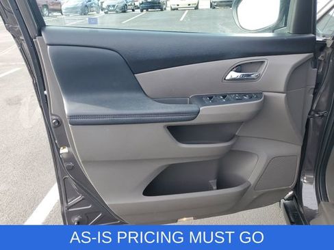 Used 2016 Honda Odyssey EX-L image 37