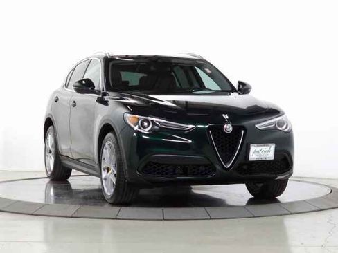 Used 2019 Alfa Romeo Stelvio AWD image 1