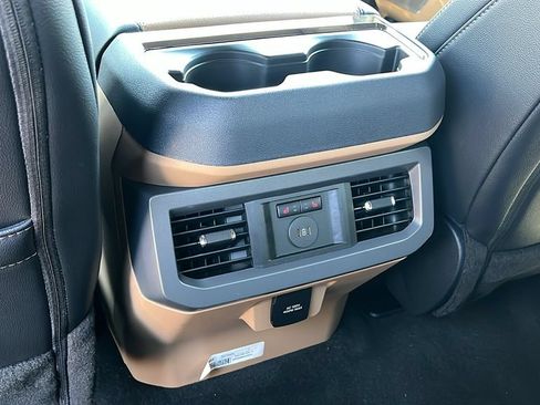 New 2026 Ford F250 Lariat w/ Lariat Ultimate Package AWD/4WD image 10