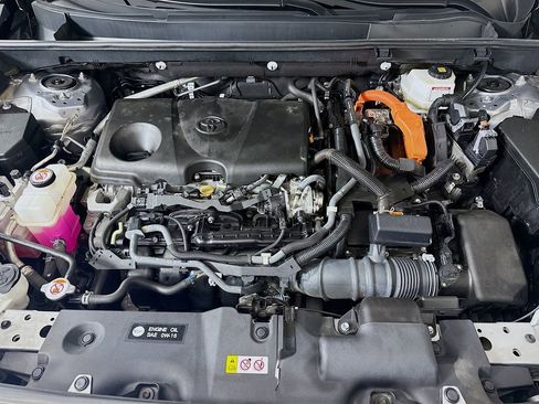 Used 2022 Toyota RAV4 Limited image 31