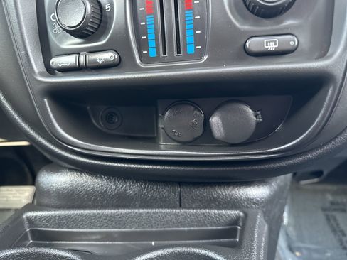 Used 2009 Chevrolet TrailBlazer LT w/ Sun And Sound Package image 43