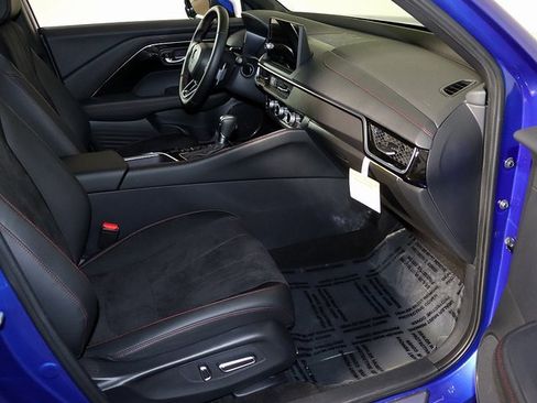 Certified 2025 Acura ADX A-Spec image 34