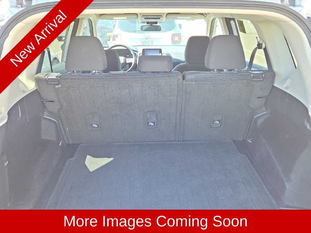 Used 2025 Nissan Rogue SV AWD/4WD image 14