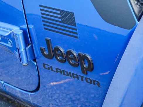 Certified 2023 Jeep Gladiator Sport image 7