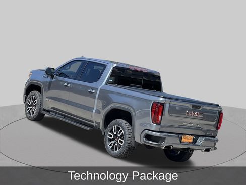 Used 2021 GMC Sierra 1500 AT4 w/ Technology Package AWD/4WD image 3