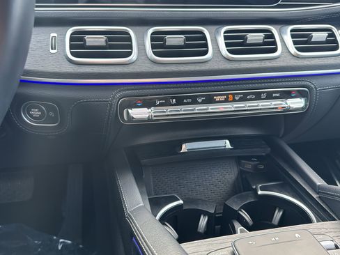 Certified 2024 Mercedes-Benz GLE 450 4MATIC image 19