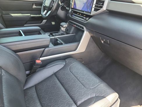 Used 2022 Toyota Tundra Limited AWD/4WD image 20