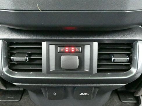 Used 2022 Ford F150 Lariat w/ Equipment Group 502A High image 45