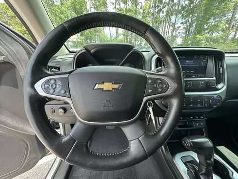 Used 2019 Chevrolet Colorado ZR2 AWD/4WD image 11