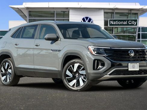 New 2026 Volkswagen Atlas Cross Sport SE image 2