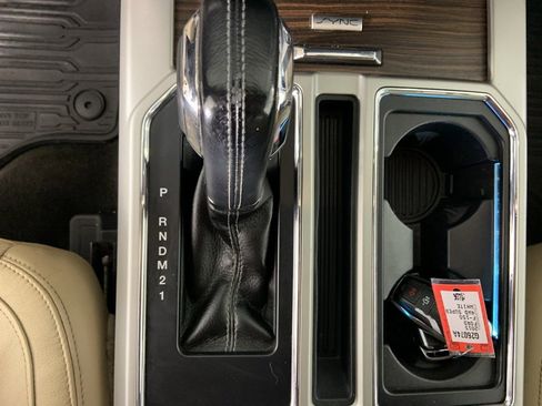 Used 2015 Ford F150 Lariat w/ Equipment Group 502A Luxury image 17