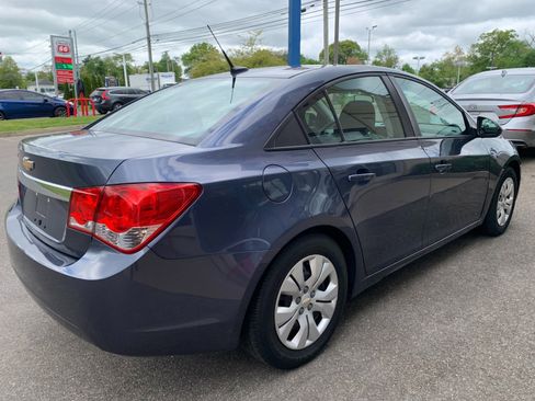 Used 2014 Chevrolet Cruze LS FWD image 7