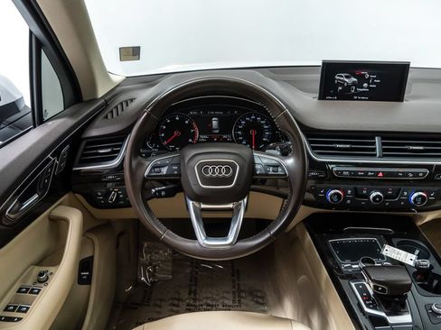 Used 2019 Audi Q7 3.0T Premium w/ Convenience Package AWD/4WD image 14