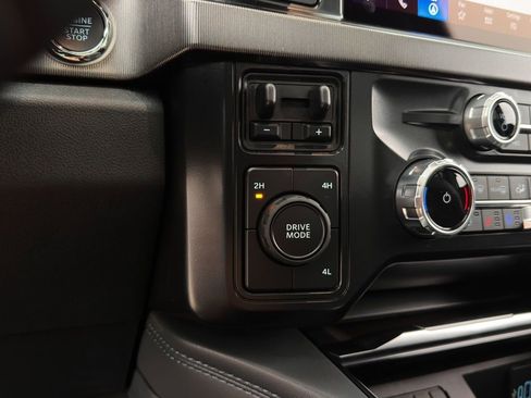 New 2026 Ford F450 Platinum w/ FX4 Off-Road Package image 39