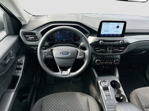 Certified 2024 Ford Escape Active AWD/4WD image 29