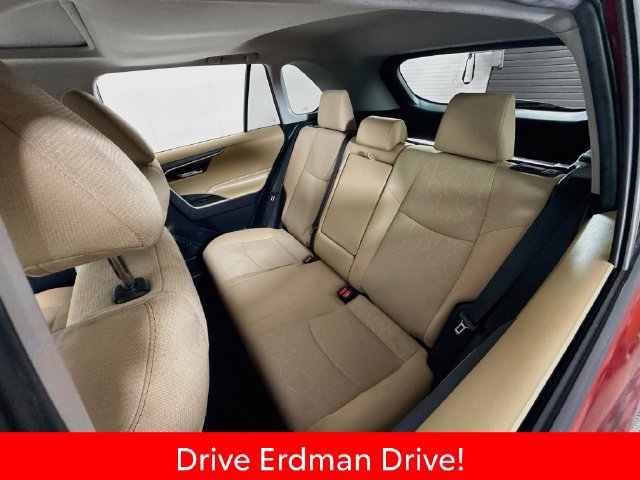 Certified 2019 Toyota RAV4 XLE w/ Convenience Package FWD image 8