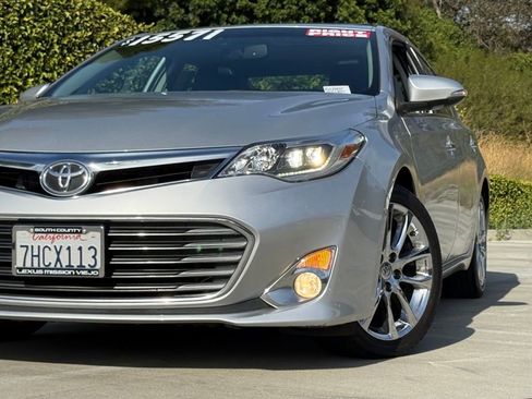 Used 2014 Toyota Avalon Limited FWD image 7