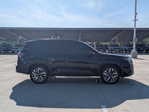 Used 2026 Subaru Forester Touring AWD/4WD image 6