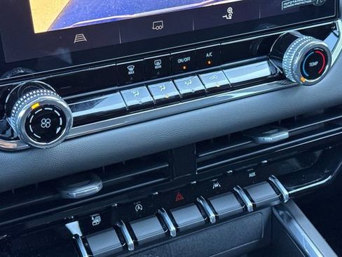 New 2026 GMC Canyon Elevation image 23