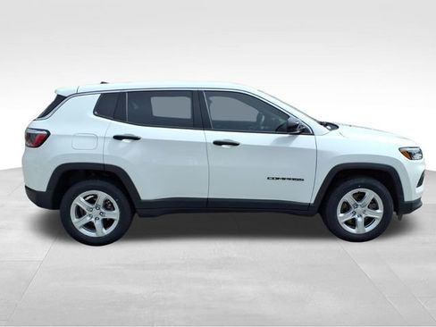 Used 2023 Jeep Compass Sport AWD/4WD image 10