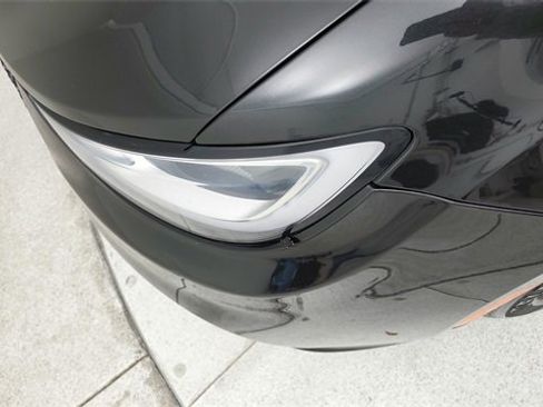 Used 2022 Chrysler Pacifica Touring-L image 25