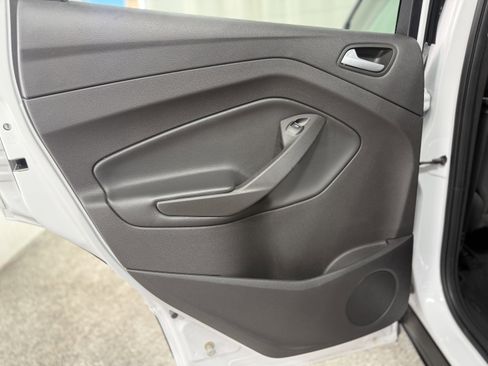 Used 2018 Ford Escape SE w/ SE Sync 3 Package image 23