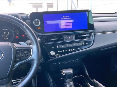 Used 2024 Lexus ES 300h F Sport w/ Accessory Package (Z1) image 7