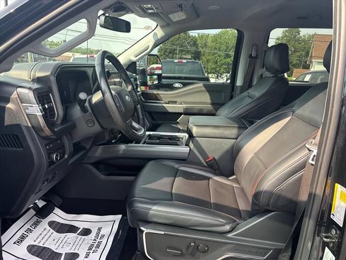 Used 2024 Ford F250 Lariat w/ Lariat Ultimate Package AWD/4WD image 24