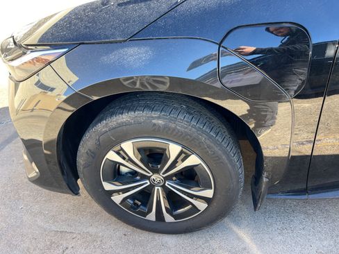 Used 2024 Toyota bZ4X XLE image 13