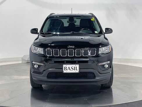 Used 2020 Jeep Compass Latitude w/ Cold Weather Group AWD/4WD image 9