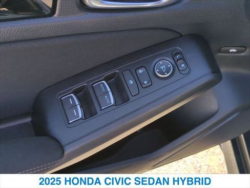 Used 2025 Honda Civic Sport image 13