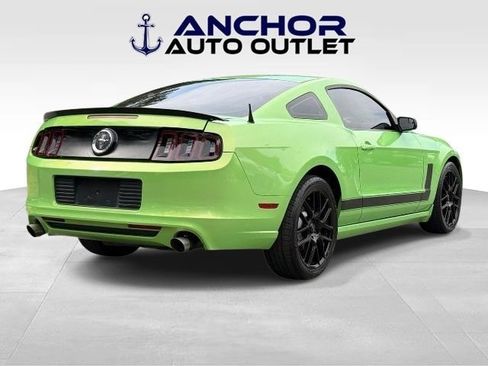 Used 2013 Ford Mustang Coupe RWD image 8