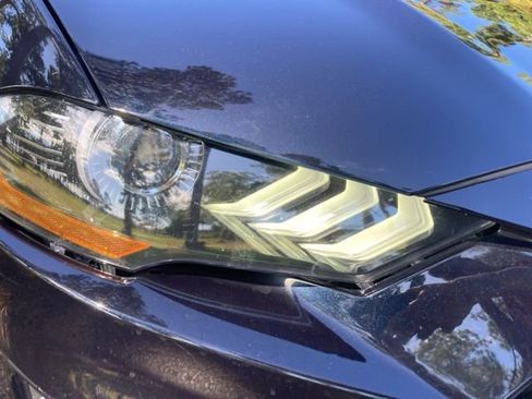 Used 2021 Ford Mustang GT Premium w/ Equipment Group 401A image 9