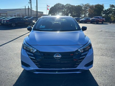 New 2025 Nissan Versa SR w/ Trunk Package image 2