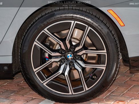 Used 2024 BMW 760i xDrive w/ Executive Package image 42