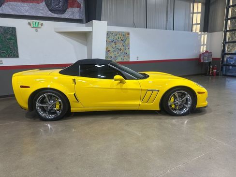 Used 2011 Chevrolet Corvette Grand Sport w/ Preferred Equipment Group image 22
