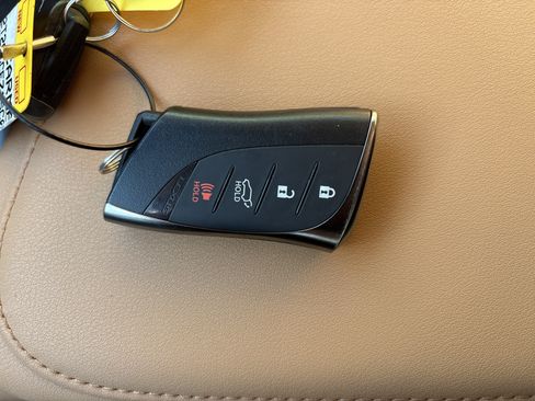 Used 2025 Lexus NX 350 350 Premium image 36