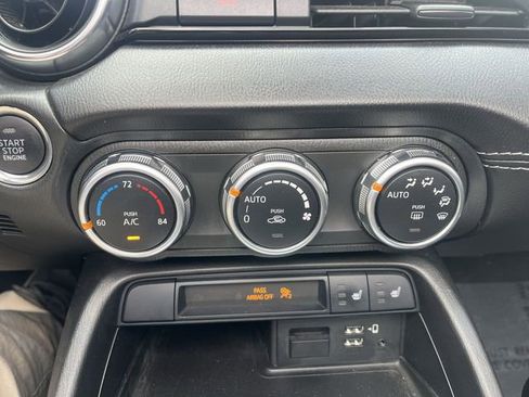 Used 2020 MAZDA MX-5 Miata Grand Touring image 19