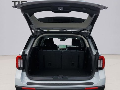 New 2026 Ford Explorer Active image 38