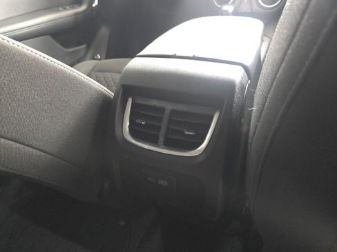 Used 2020 Chevrolet Blazer LT image 27