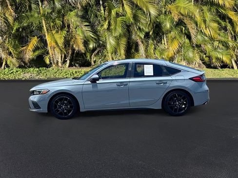 Used 2022 Honda Civic Sport Touring image 8