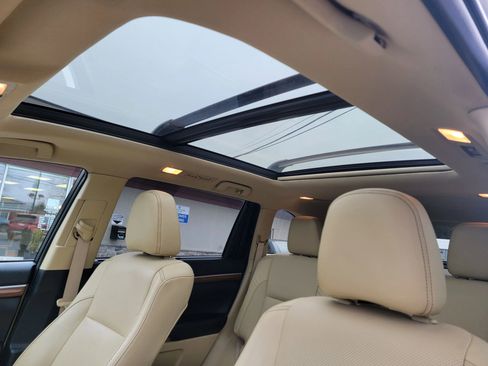 Used 2019 Toyota Highlander Limited Platinum image 29