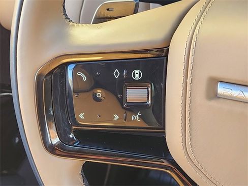 Used 2024 Land Rover Range Rover Sport Dynamic SE image 28